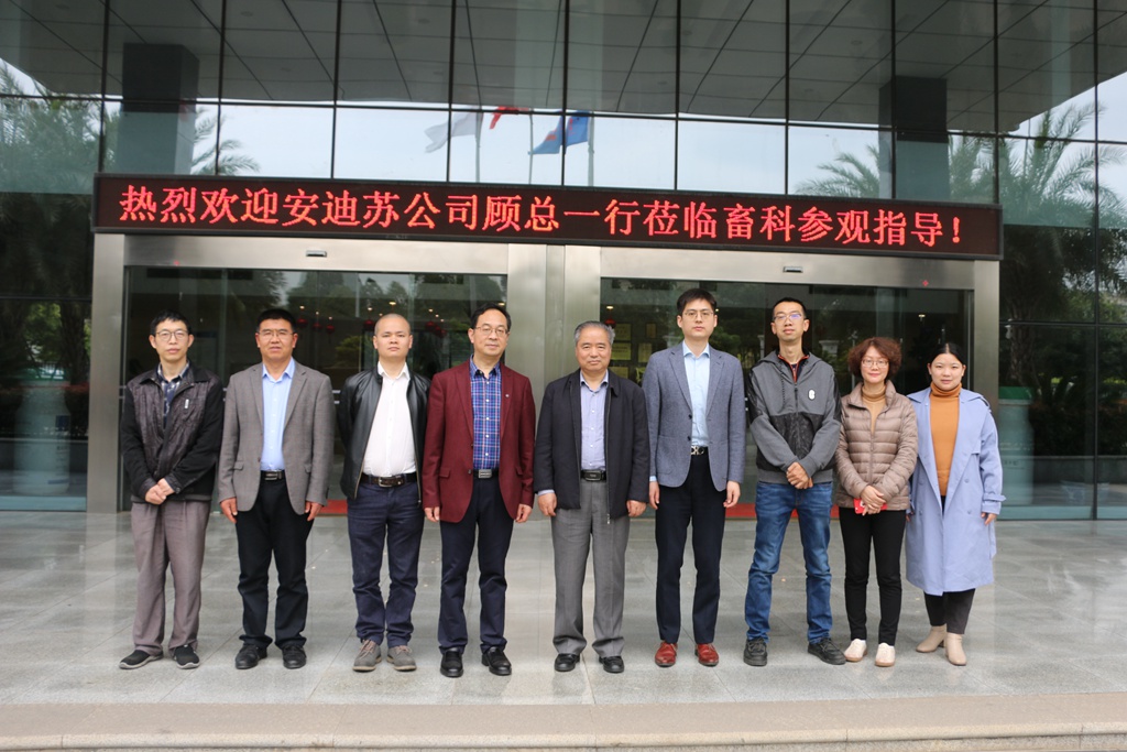 news03.jpg news03.jpg