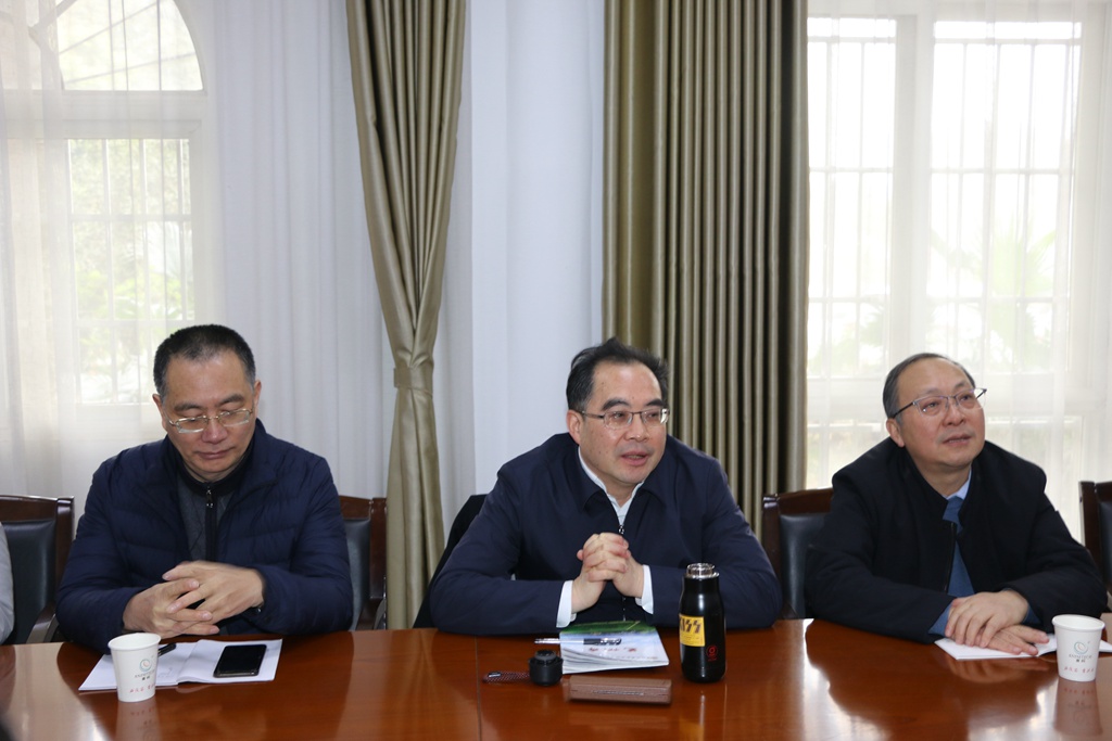 news06.jpg news06.jpg