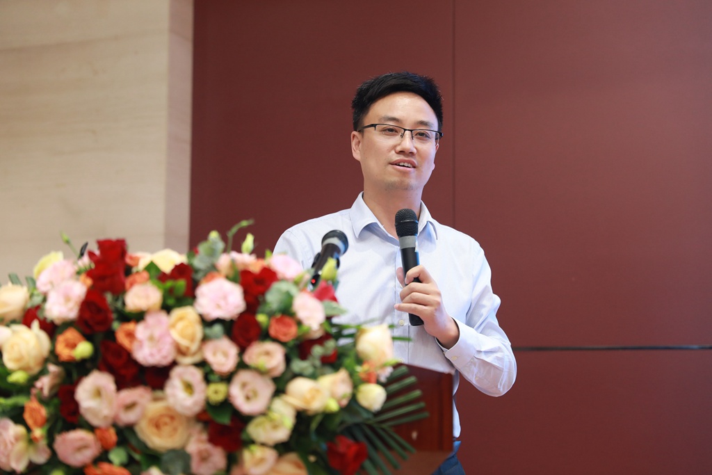 news11.jpg news11.jpg